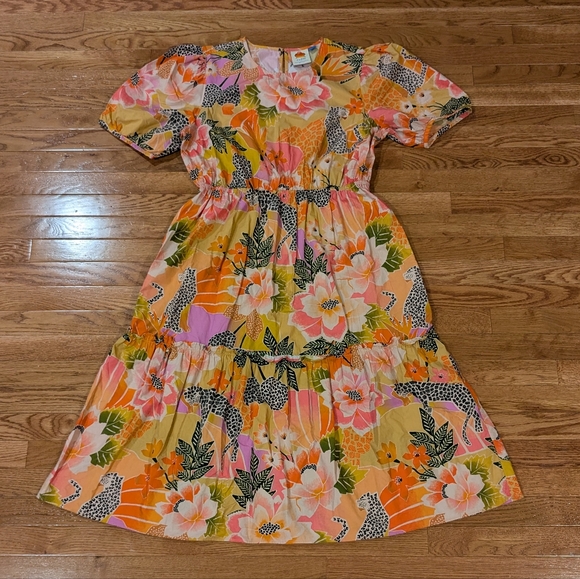 FARM Rio Dresses & Skirts - FARM Rio Orange and Pink Floral Dress